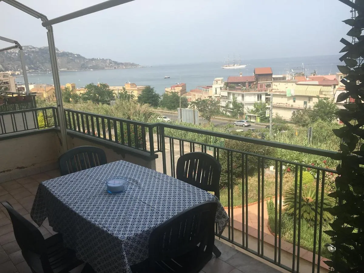 La Joya Sileno Beach Giardini-Naxos Włochy
