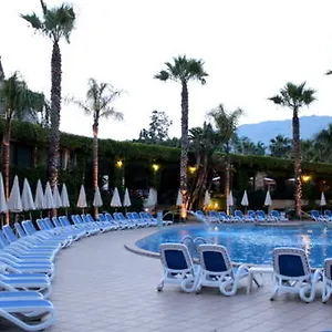 Hotel Caesar Palace, Giardini Naxos